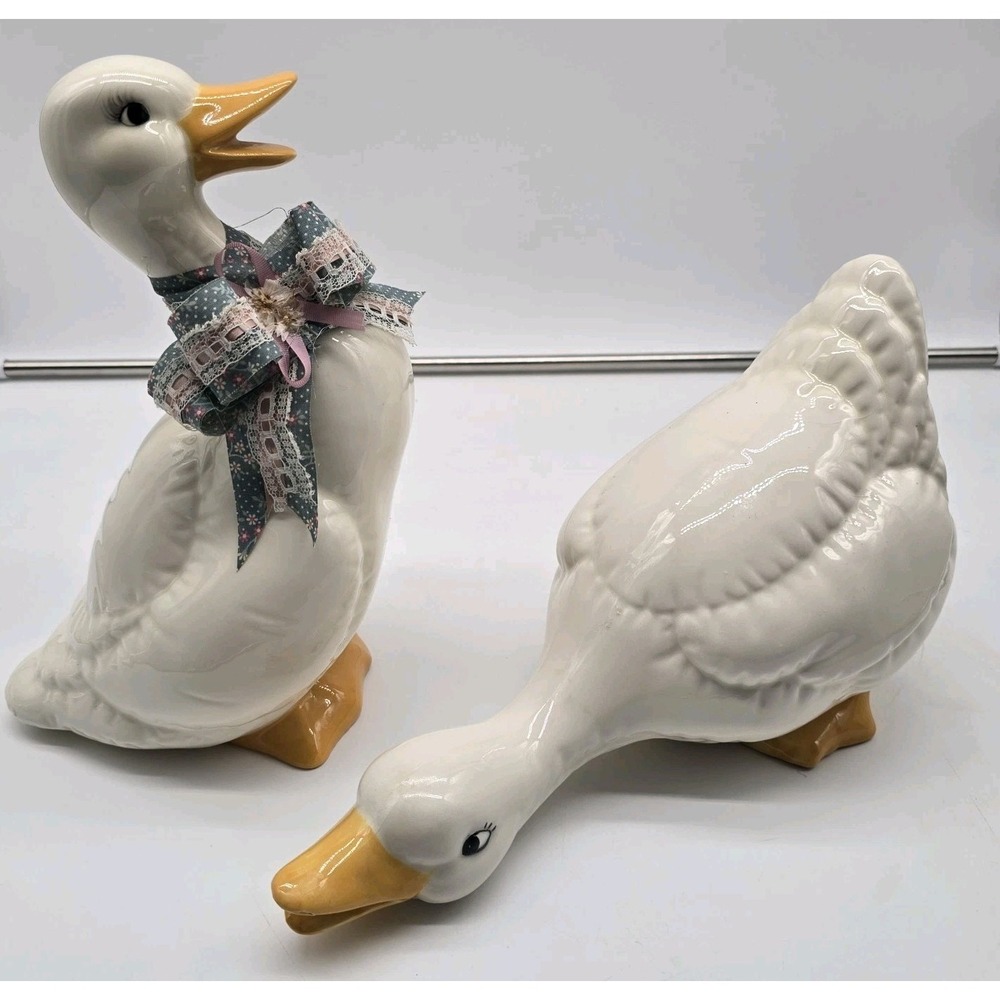 Vtg 1987 Ceramic White Duck Ceramic Geese Goose Figurines Cottage Core Lot Of 2 - Picture 1 of 16